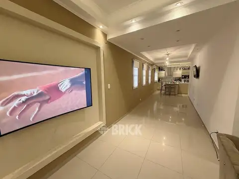 Depto Tipo Casa en Venta 50 años