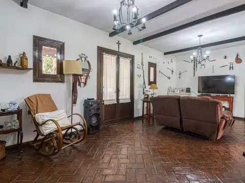 Casa en Venta con 1 cochera
