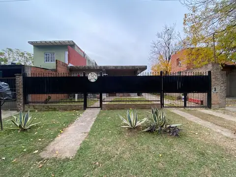 VENTA CASA 3 AMBIENTES TORTUGUITAS