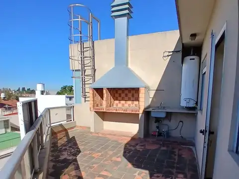 Depto Tipo Casa en Venta en Villa Lugano, USD 140.000