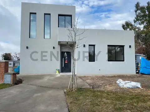 CASA 6 AMBIENTE EN SANTA LUCIA