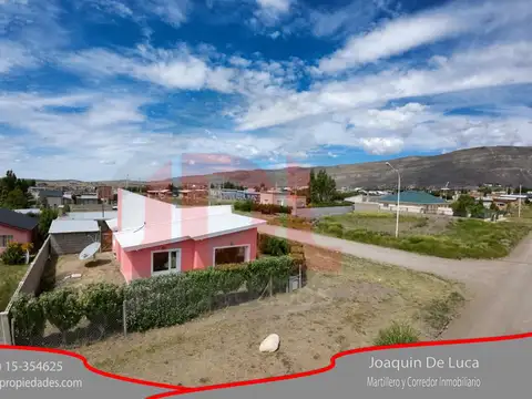 Casa en Venta con 4 cocheras