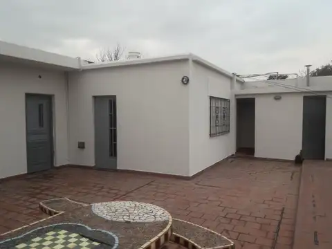 Depto Tipo Casa en Alquiler de 3 ambientes