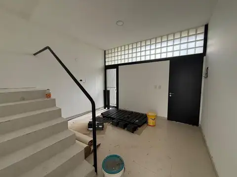 DUPLEX A ESTRENAR MUÑIZ - PERMUTA / FINAN 30%  (agosto 2026)