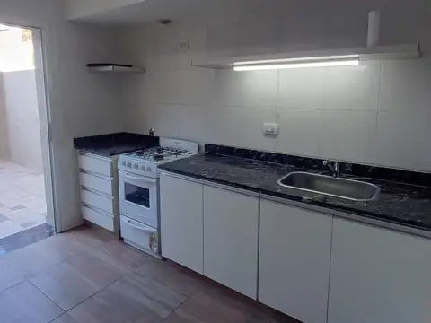 ALQUILER PH 3 AMB EN CIUDADELA