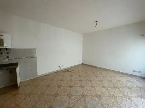 Monoambiente con Patio en Alquiler