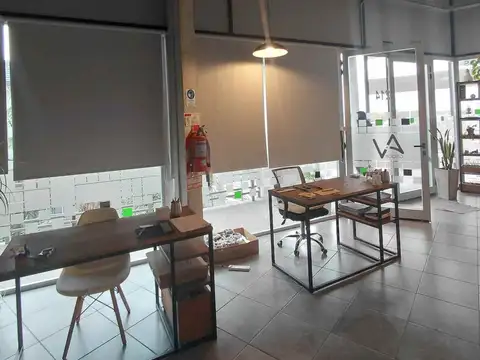 Oficina en Venta con 1 cochera