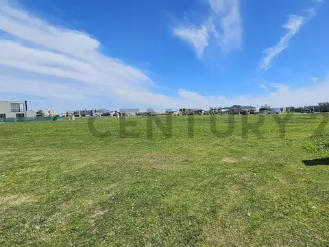 VENTA LOTE EN CLUB DE CAMPO SEBASTIAN GABOTO. HUDSON