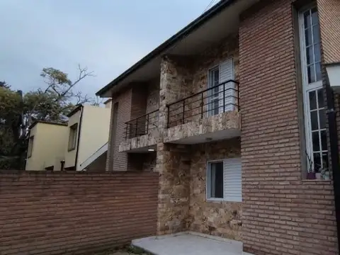 VENTA CASA 2 DORMITORIO PUEBLO ESTHER, CON PILETA