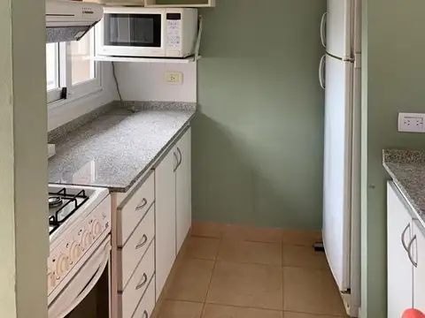 Departamento en Alquiler en La Madrugada, $ 650.000