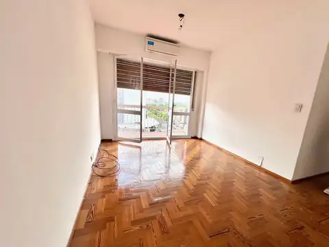 Avenida Santa Fe 2000, Piso 8