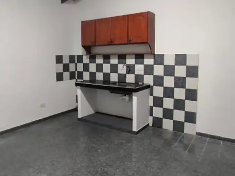 Av.zapiola 4315 , Piso PB