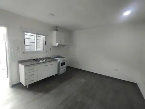 HERMOSO DEPTO 2 AMB AMPLIO CON BALCON
