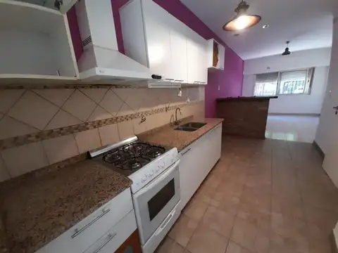 Depto Tipo Casa en Alquiler en Castelar Norte, $ 1.100.000