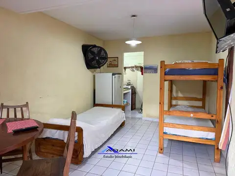 Departamento en Alquiler en Villa Gesell, $ 350.000