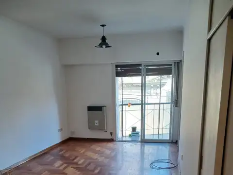 Departamento Monoambiembre en Alquiler, muy Luminoso.