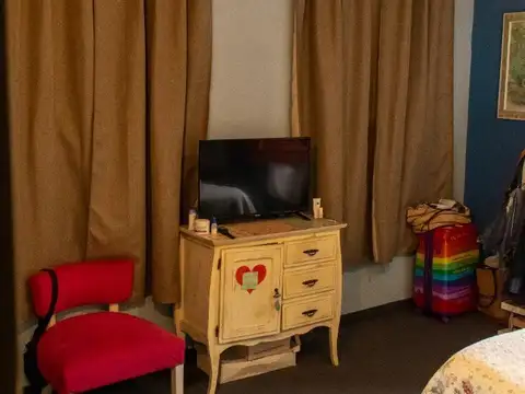 Casa de cinco ambientes en venta en Haedo Sur