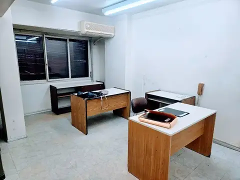 Oficina en Alquiler en San Nicolás, $ 300.000