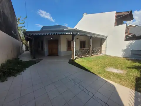 Casa en Alquiler Barrio cap zárate