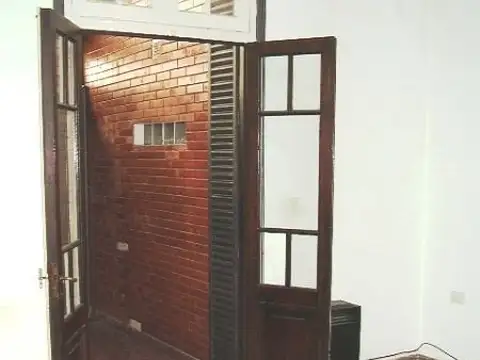 Depto Tipo Casa en Alquiler 40 años