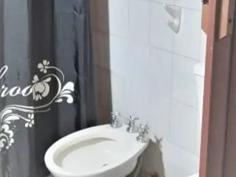 CASA DE TRES /CUATRO AMBIENTES EN SAN JUSTO