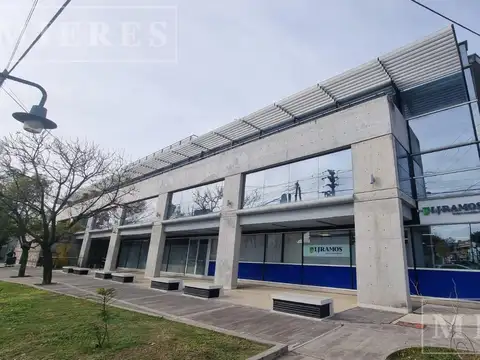 Sucre 2477 - Oficina 200m2 en Alquiler
