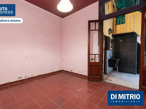 Depto Tipo Casa en Venta 100 años