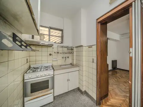 VENTA FLORESTA 3AMB APTO CREDITO PERMUTA