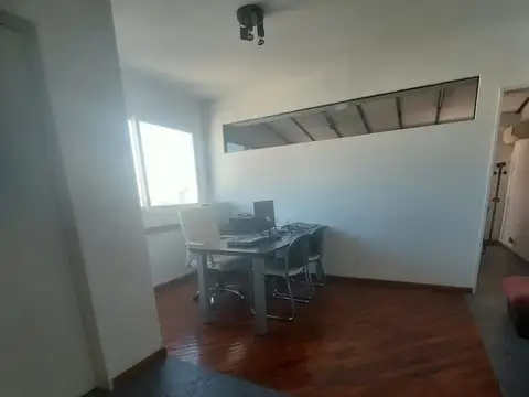 Oficina en Alquiler en Ramos Mejía, $ 400.000