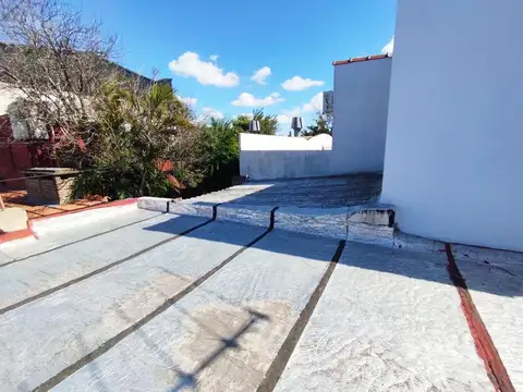 Depto Tipo Casa en Venta 35 años