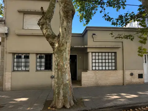 VENTA CASA 5 AMB  APTO PROFESIONAL MACRO CENTRO