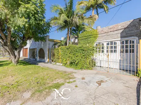 Calle 17 entre 76 y 77 Altos de San Lorenzo