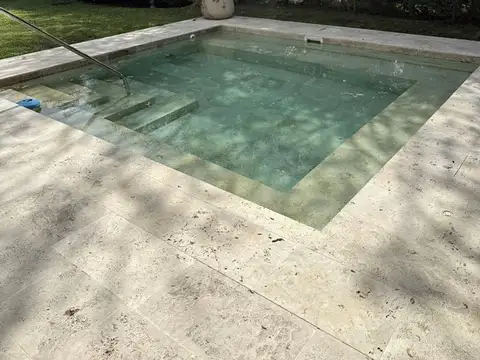 Casa  en Venta en Las Golondrinas, Guillermo Enrique Hudson, Berazategui