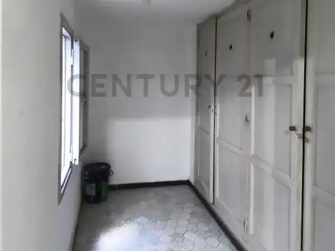 San Martin 310 400, Piso 0