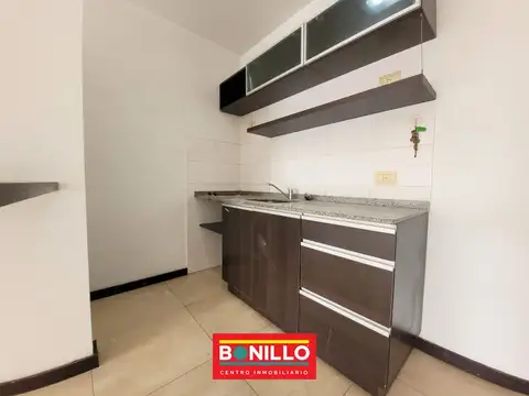 Departamento en Alquiler en Villa Pueyrredón, $ 700.000