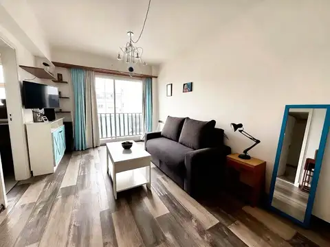 Venta Departamento 1 ambiente con Balcón y Sol. Zona Macrocentro