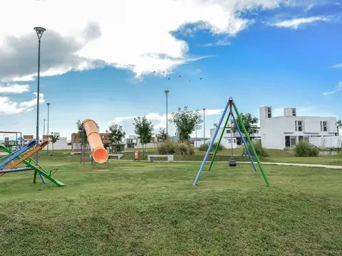 Terreno en Venta 10  mts Frente