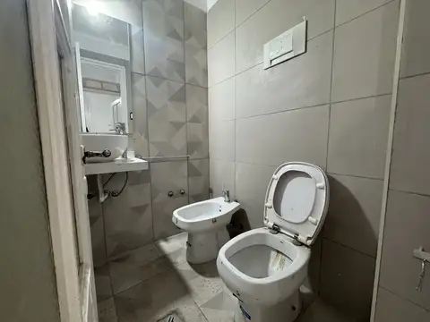 Importante propiedad 3 dormitorios totalmente remodelada a nueva apto uso profesional