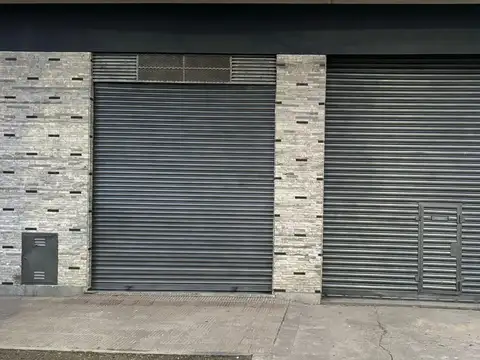 Galpón en Venta en Tolosa [Cod: 073]