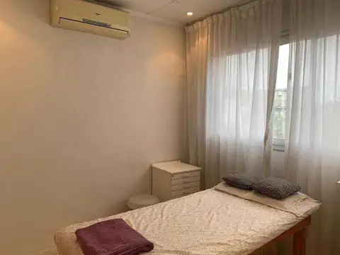 Oficina en Venta con 13 cocheras