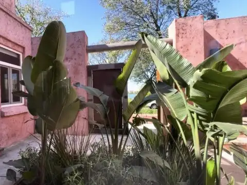 Venta casa 4 suites -dos abajo-  en Santa Barbara