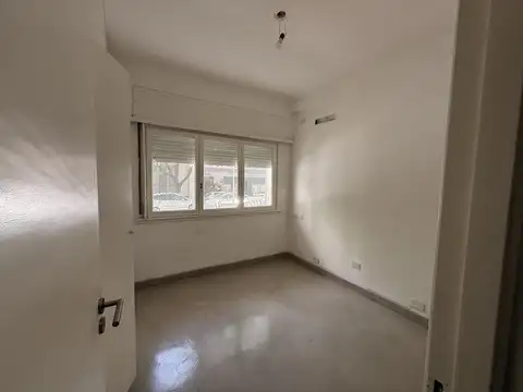 Depto Tipo Casa 4 ambientes con 2 baños