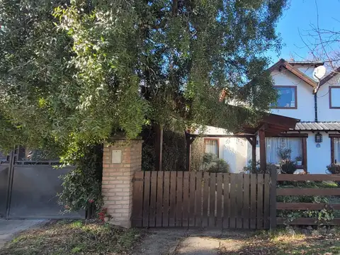 Dúplex céntrico sobre 25 de Mayo