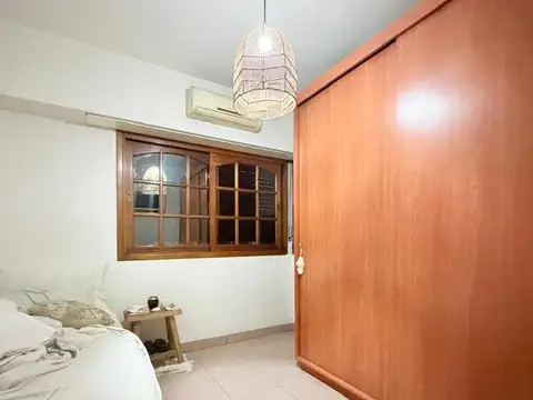 Venta casa 6 ambientes con piscina en Sarandí