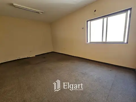 Local - Alquiler - Argentina, San Miguel de Tucumán - Maipú of 42 100