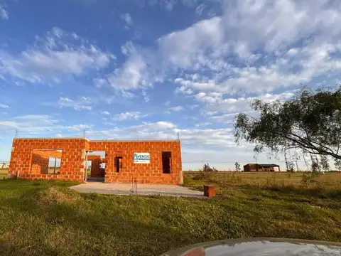Casa a terminar en Solares Sur - Pueblo Carcaraes