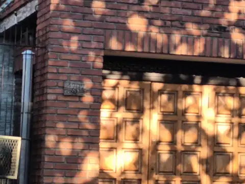 Depto Tipo Casa en Venta de 5 ambientes
