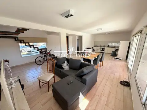 Venta de Casa 5 AMBIENTES en San Ramón, Pilar