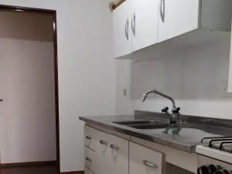Departamento 4 ambientes con 1 baño