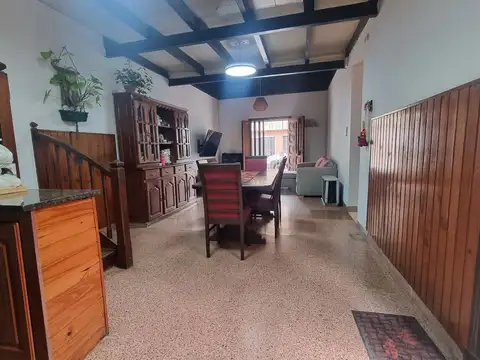 PH al frente, 4 ambientes, Lanús Este. Orientación norte